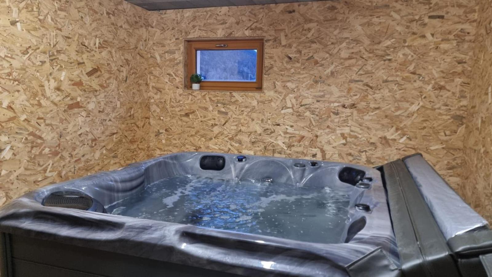 Les Randogodilleurs Avec Jacuzzi A 2Kms Des Pistes Et 350M Du Theatre Du Peuple ! Bussang Exterior foto